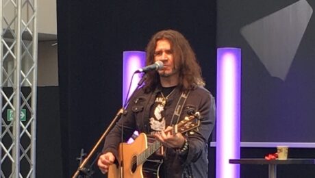 Interview Phil X, guitariste de Bon Jovi au Musikmesse 2016