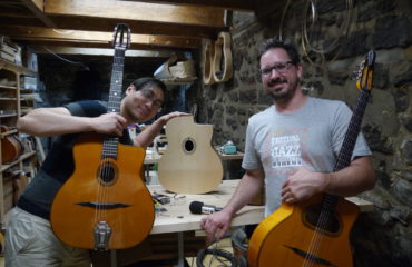 Denis Chang (musicien) et Martin Tremblay (luthier) - La Chaîne Guitare