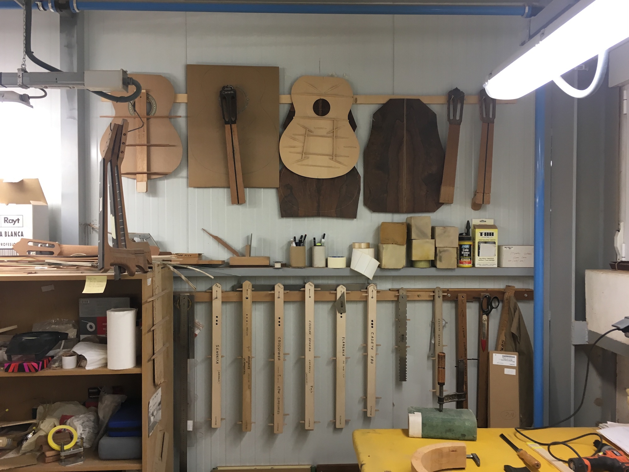 Interview des maitres luthiers de chez Alhambra - Javier Mengual et José Margarit