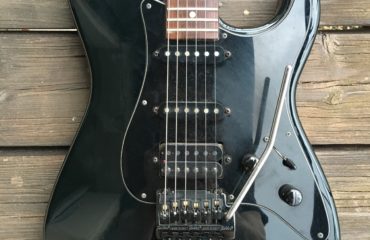 Guitare de maison de campagne - Charvel Model 3 de 1986