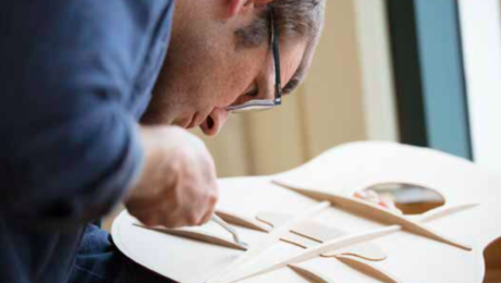 Andy Powers, master builder @TaylorGuitars : barrage V-Class