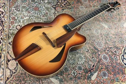 Test Guitare - Archtop 16,5