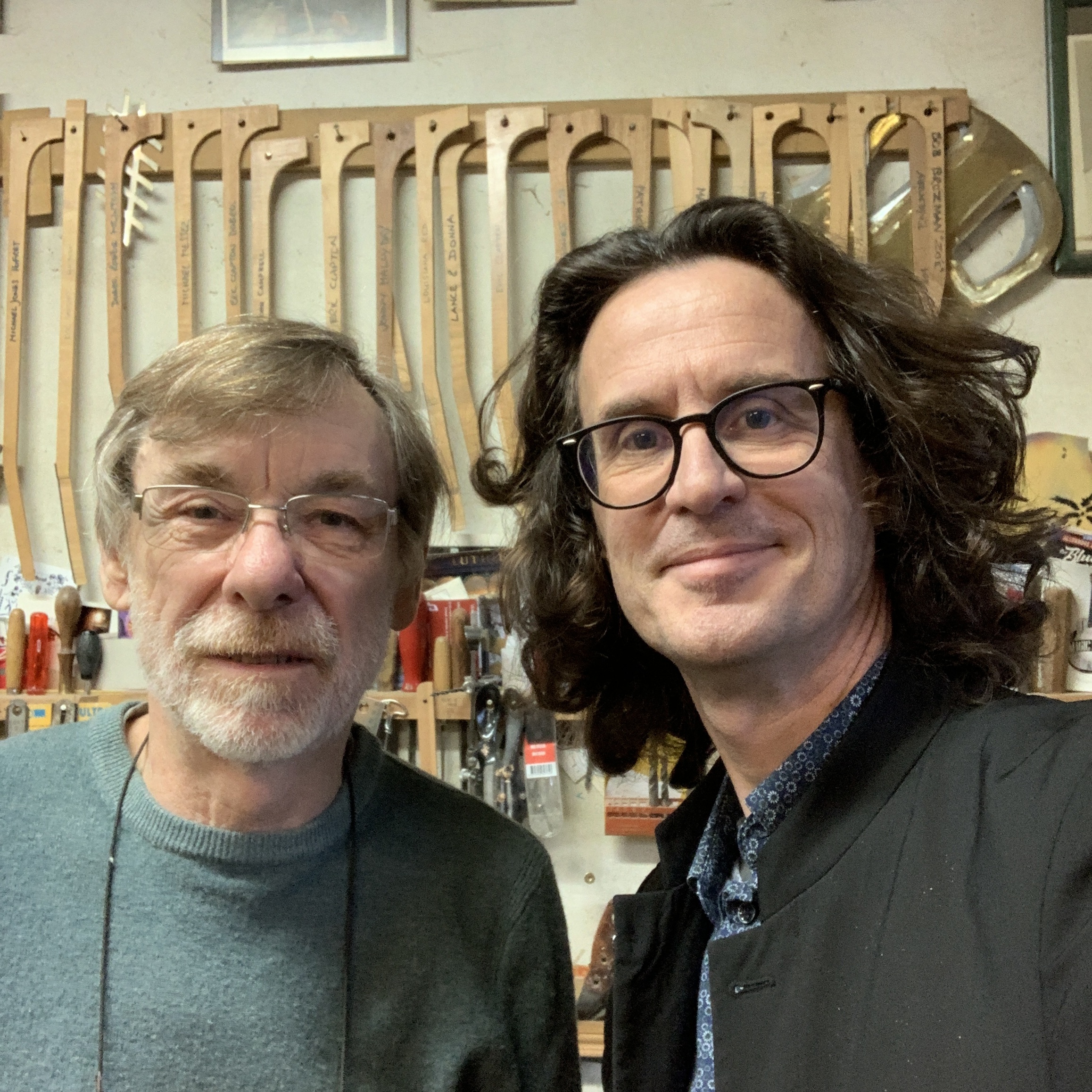 Mike Lewis, son histoire avec Eric Clapton, le coup de fil de George Harrison et d'autres histoires