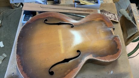 Restauration archtop Epiphone des années 30 par le luthier Franck Cheval