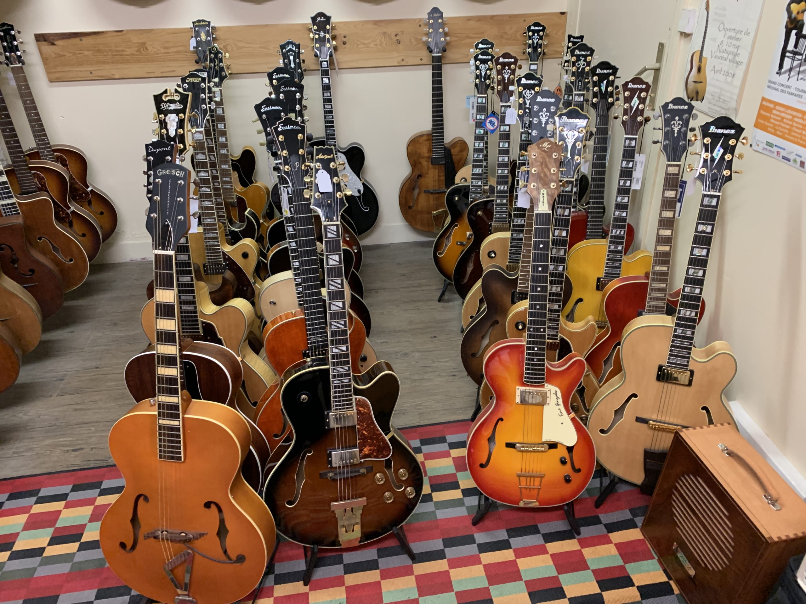 Les meilleurs adresses pour acheter des guitares Vintage ou d'occasion à Paris