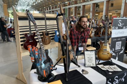 Suge Guitars, interview du luthier Florian Kieffer au salon de Toulouse