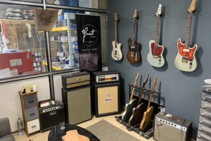 Visite atelier de luthier chez Girault Guitars à Evreux