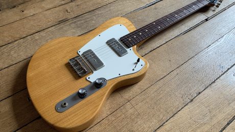 Girault California Korina Premiers Sons au Showroom