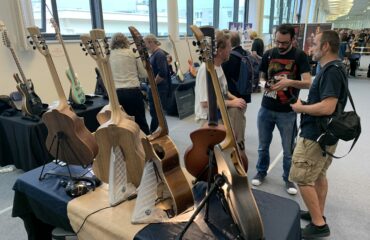 Festival Guitare de Puteaux 2023 - Installation et démarrage du salon des luthiers