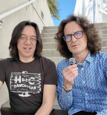 Tomo Fujita, interview au NAMM avec un des professeurs de John Mayer