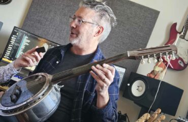 Tom Strahle, visite de ses instruments pour la musique à l'image