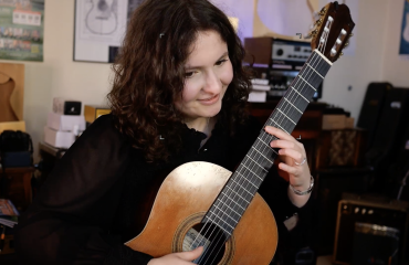 Cassie Martin, Interview Guitare à la Main (suite)