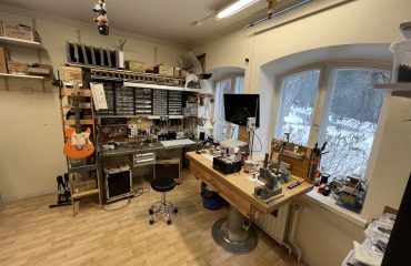 Ruokangas Guitars, Visite Atelier (2/3)
